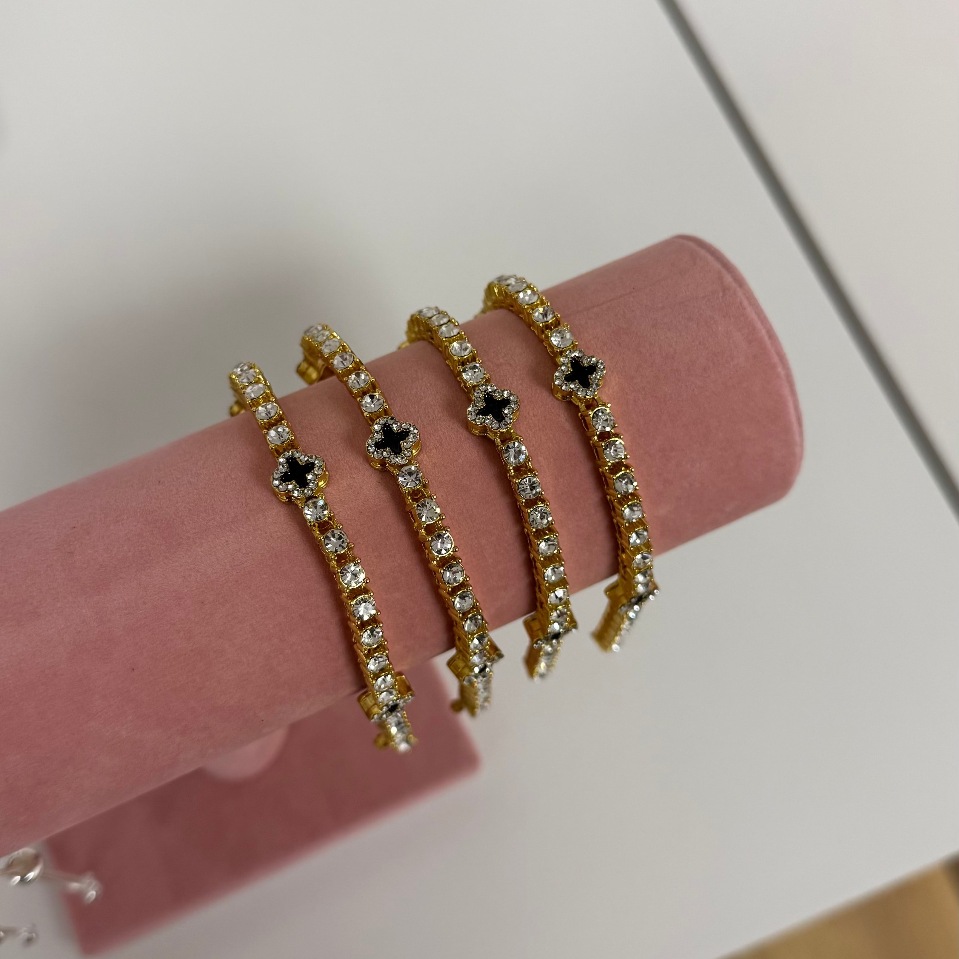 Gold Single Clover Bracelet
